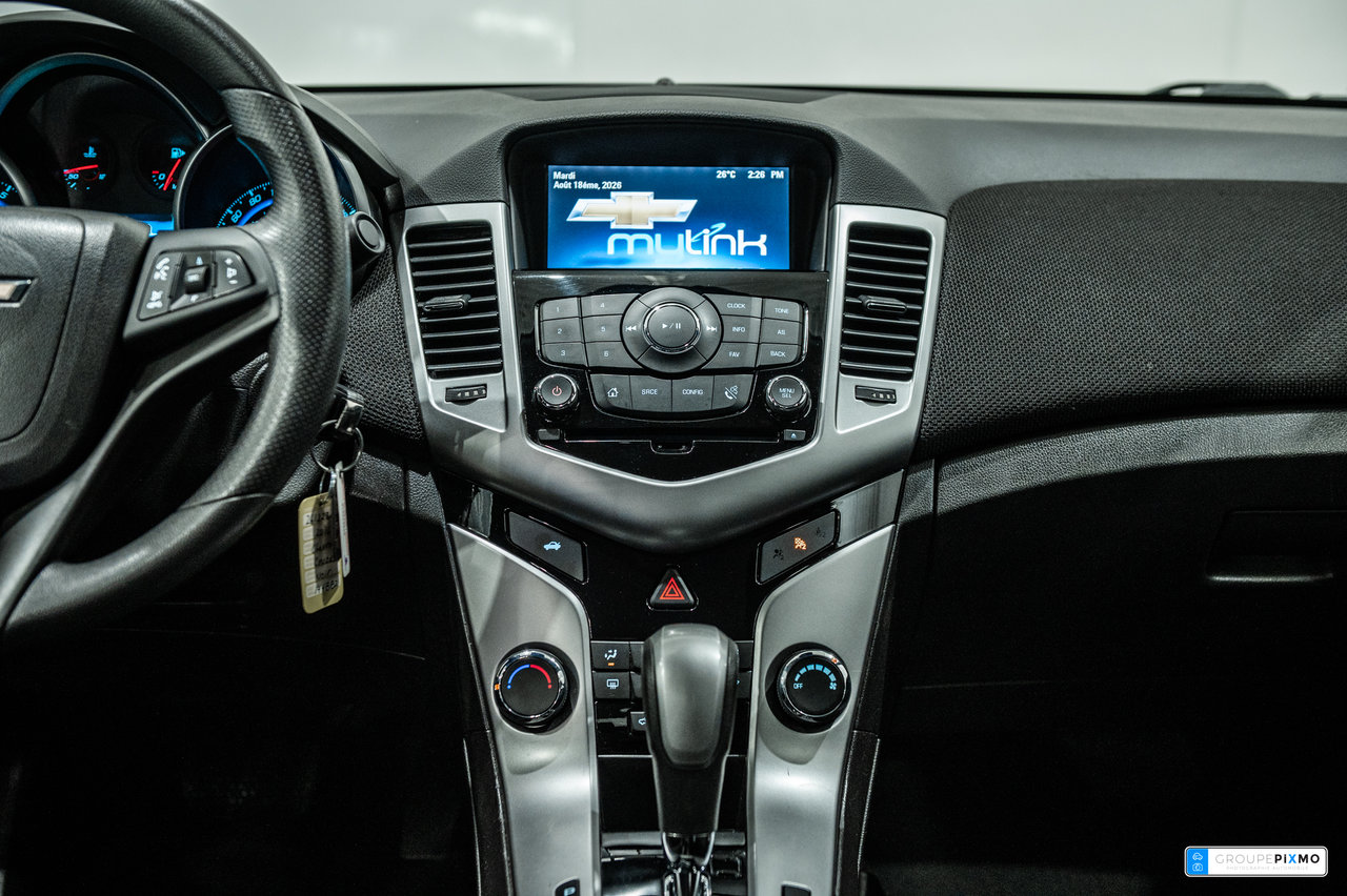 Chevrolet Cruze Limited 1LT / SIÈGES CHAUFFANTS / BLUETOOTH / A/C+++ 2016-27