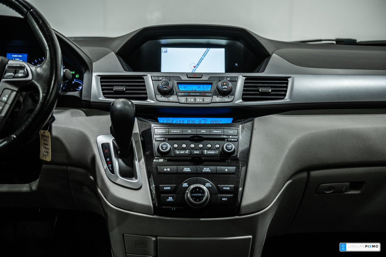 2013 Honda Odyssey TOURING / CUIR / TOIT OUVRANT / DVD / CAMÉRA+++-32
