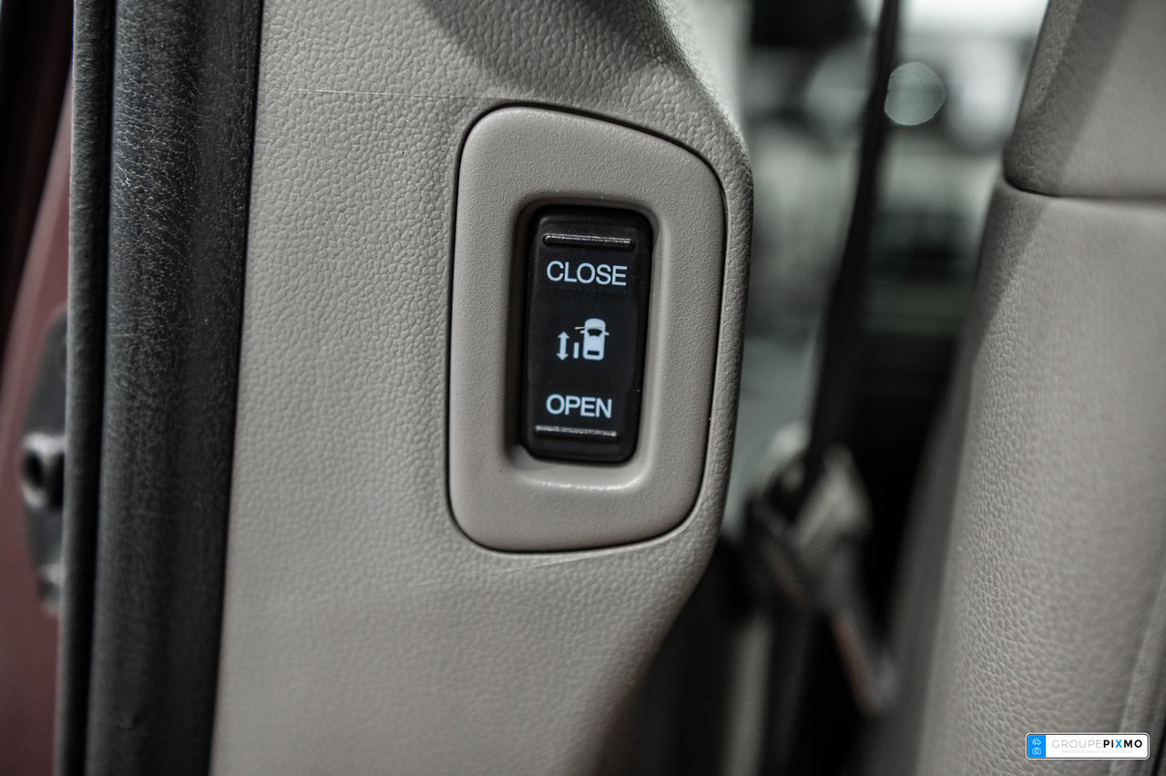 2013 Honda Odyssey TOURING / CUIR / TOIT OUVRANT / DVD / CAMÉRA+++-33