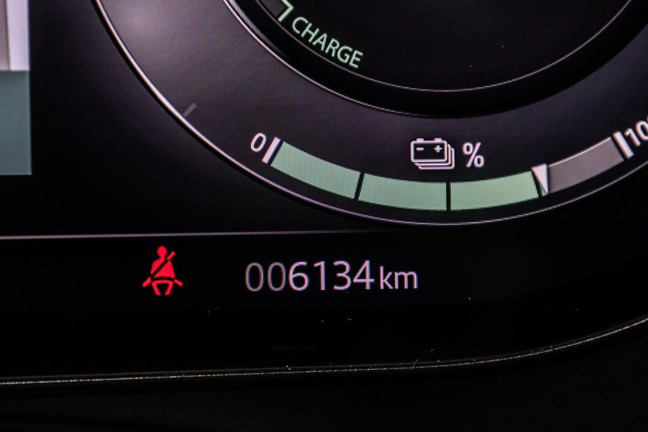 Land Rover Range Rover P550e S 2025-14