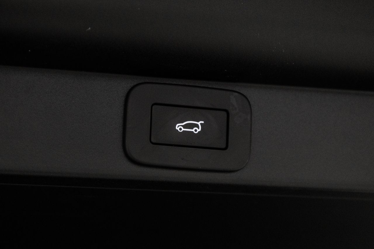 Land Rover Range Rover P550e S 2025-8