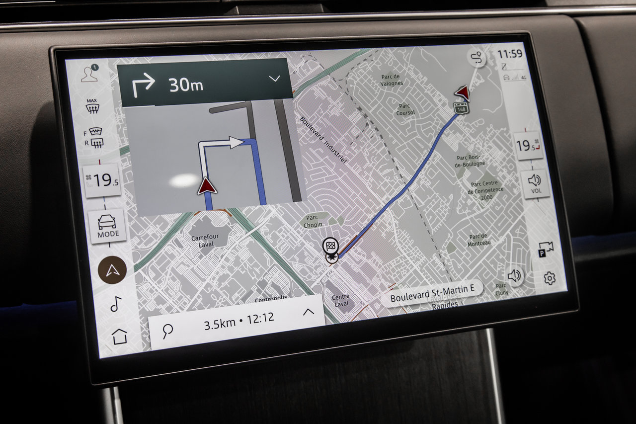 Land Rover Range Rover P550e S 2025-26