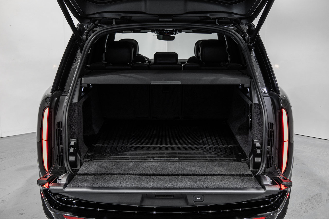 Land Rover Range Rover P550e S 2025-7