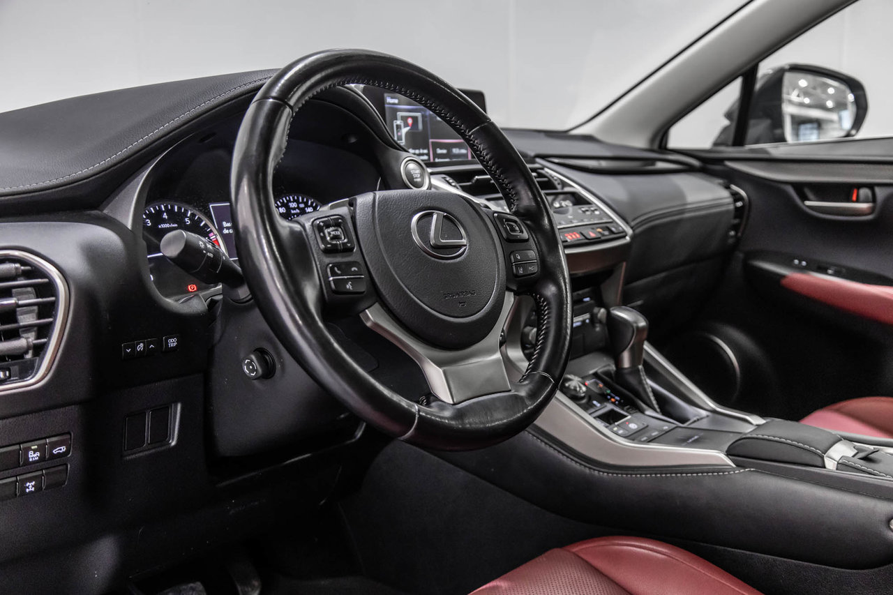 Lexus NX 300 / PREMIUM / AWD / CUIR / APPLE CARPLAY+++ 2021-16