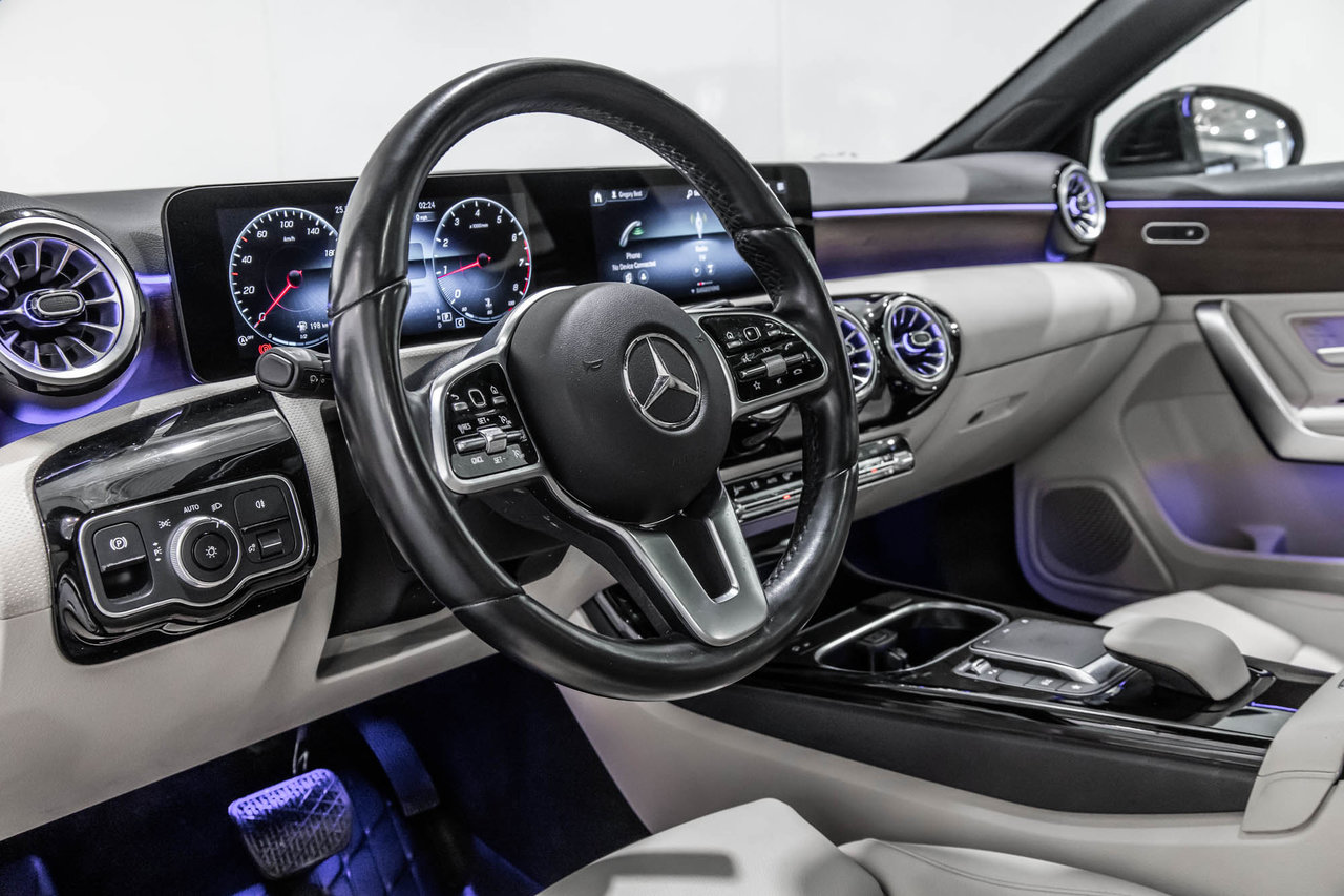 2022 Mercedes-Benz A-Class A 250 / 4MATIC / APPLE CARPLAY / CAMÉRA DE RECUL +-15