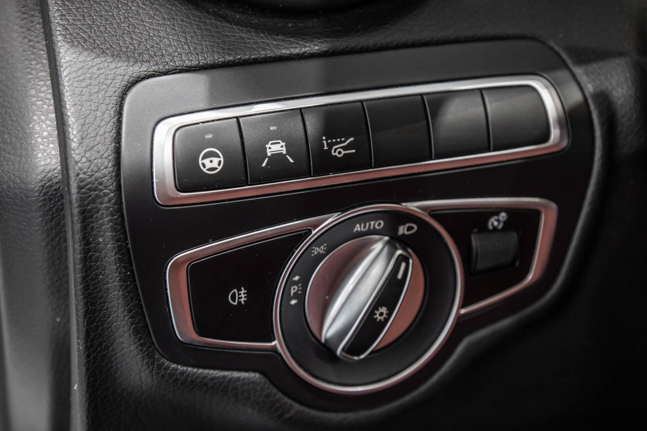 2020 Mercedes-Benz C-Class C 300 / 4MATIC / CABRIOLET / PREMIUM PACKAGE +++-16