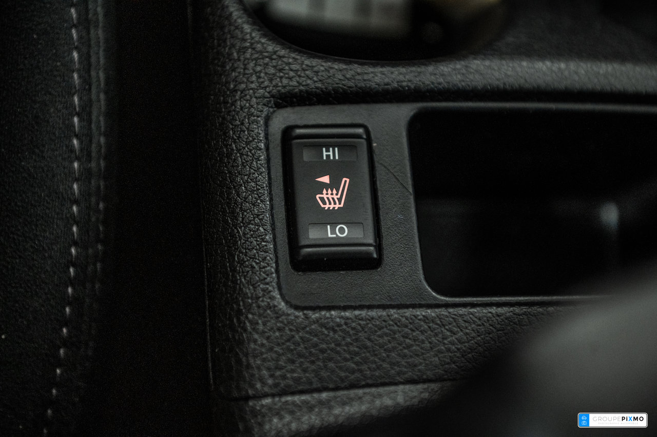2014 Nissan Rogue SV / AWD / TOIT OUVRANT / SIÈGES CHAUFFANTS +++-26
