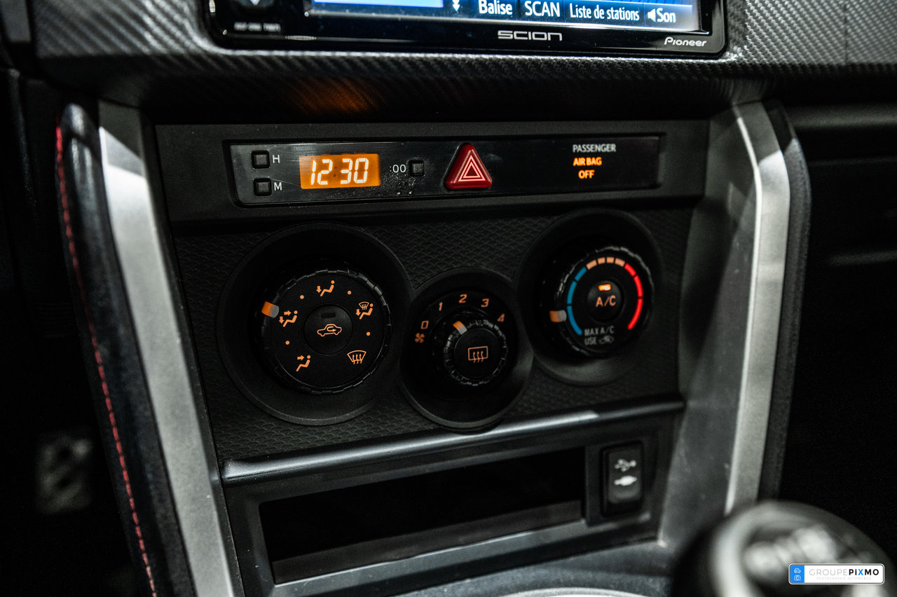 Scion FR-S MANUELLE / RWD / BLUETOOTH / A/C +++ 2016-19