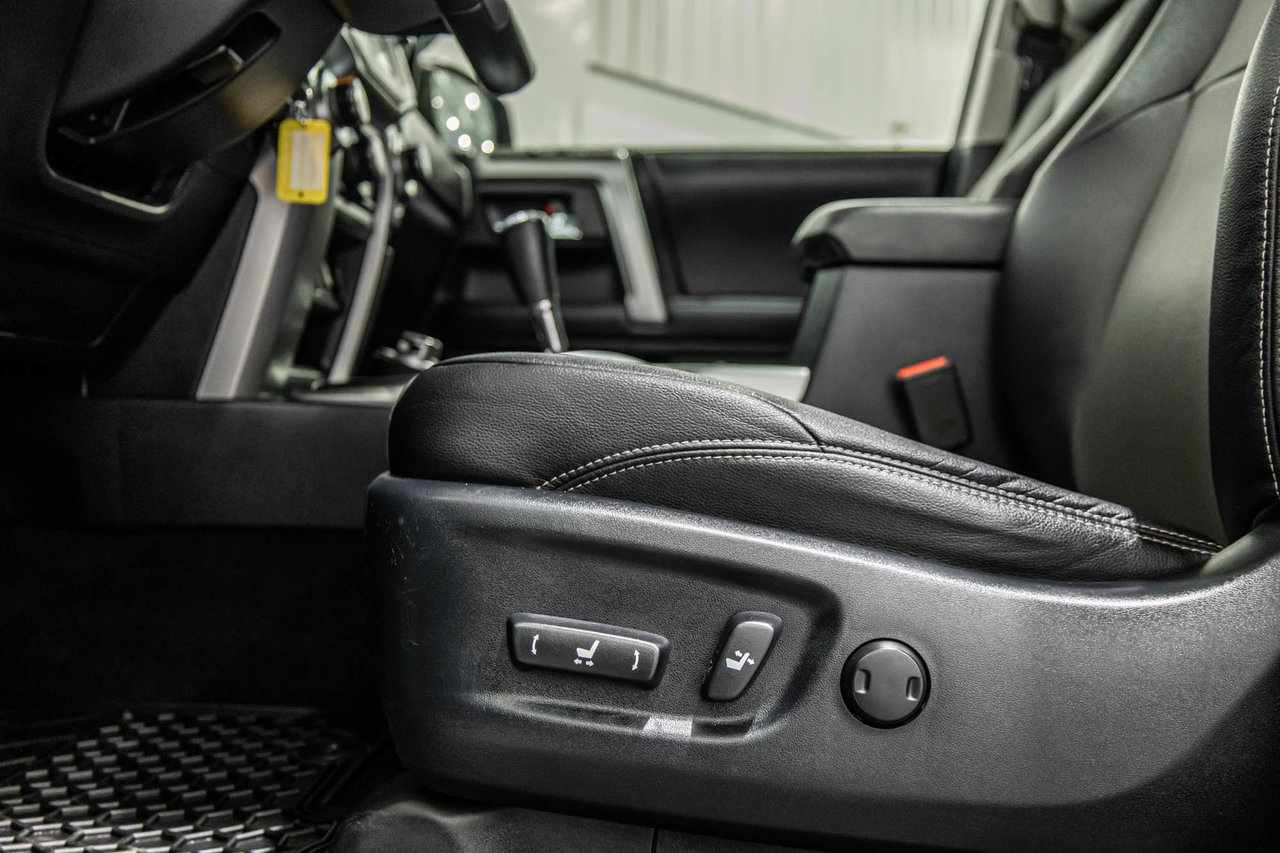 2018 Toyota 4Runner SR5 / CUIR / TOIT OUVRANT / CAMÉRA DE RECUL ++-13