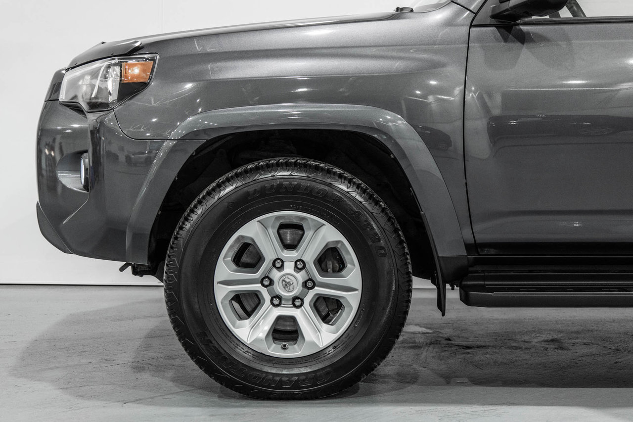 2018 Toyota 4Runner SR5 / CUIR / TOIT OUVRANT / CAMÉRA DE RECUL ++-5
