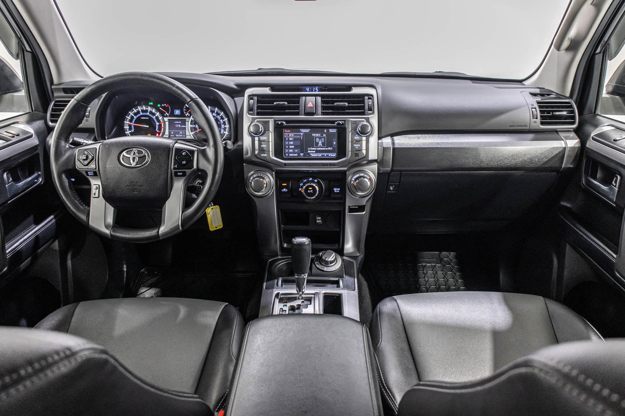 2018 Toyota 4Runner SR5 / CUIR / TOIT OUVRANT / CAMÉRA DE RECUL ++-27