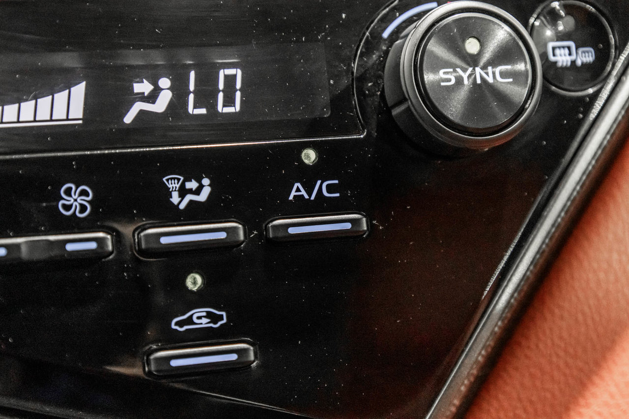 2023 Toyota Camry XSE / AWD / CUIR / TOIT / MAGS+++-28