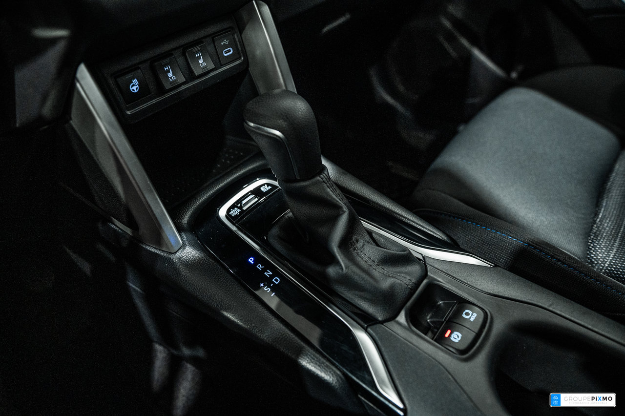Toyota Corolla Cross Hybrid SE / AWD / HYBRIDE / APPLE CARPLAY / TOIT OUVRANT 2024-24