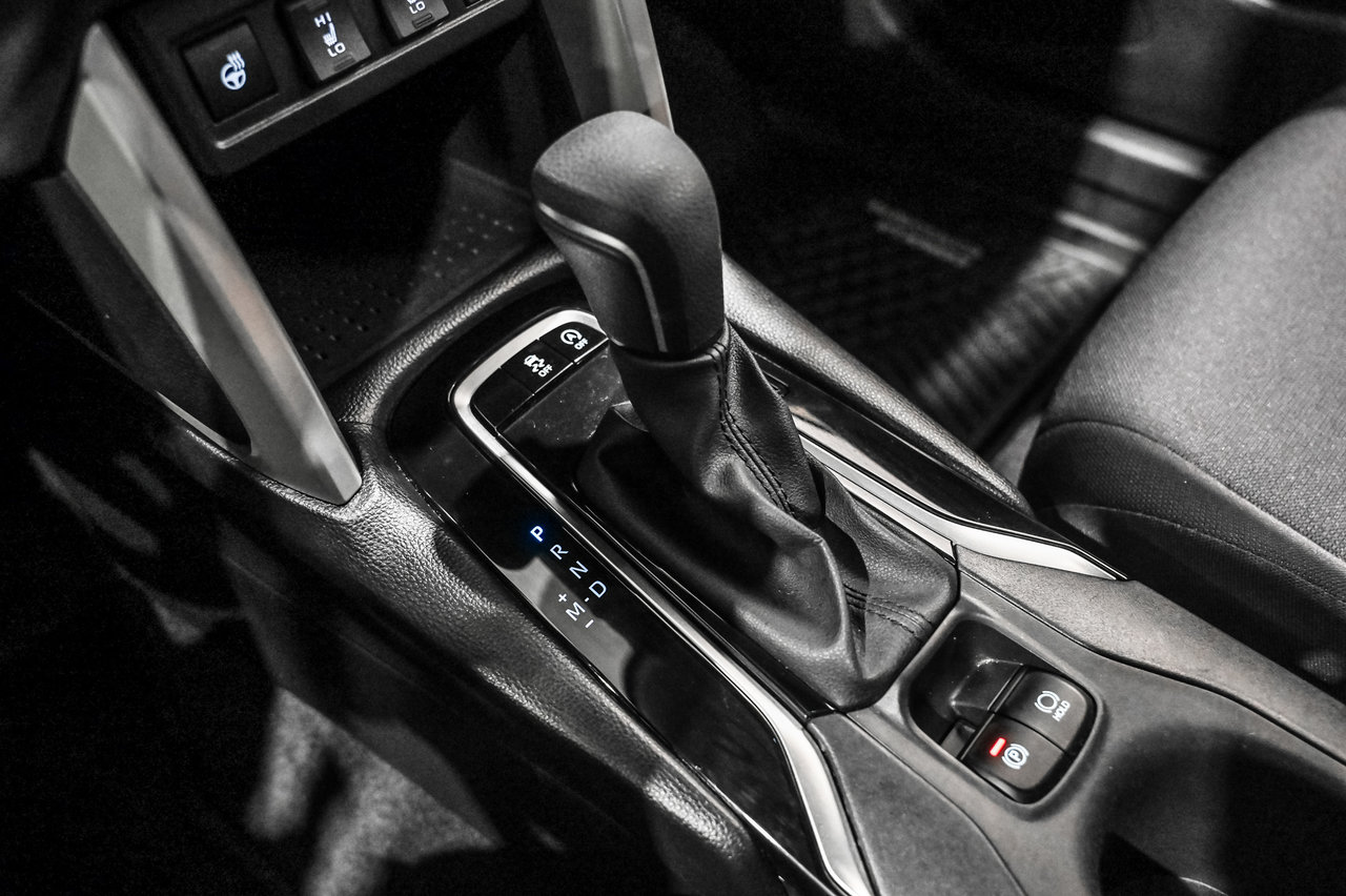 2025 Toyota Corolla Cross LE / AWD / CAMÉRA DE RECUL / SIÈGES CHAUFFANTS +++-14