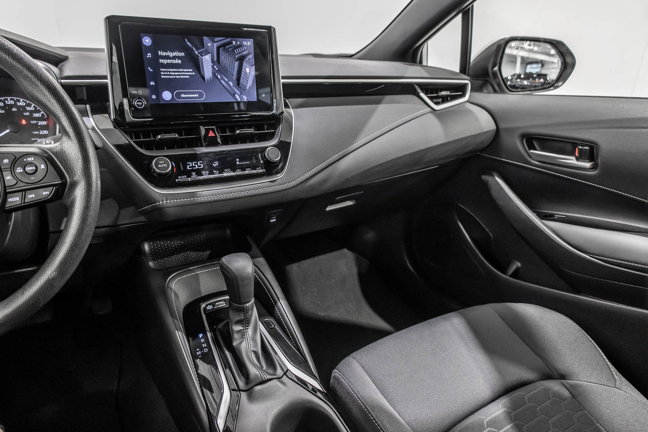 2023 Toyota Corolla Hatchback SE / APPLE CARPLAY / SIÈGES CHAUFFANTS / CAMÉRA-19