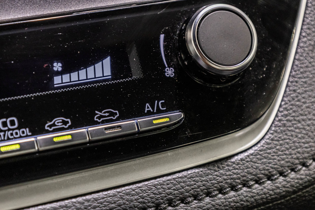 2023 Toyota Corolla Hybrid SE / AMÉLIORÉ / HYBRIDE / APPLE CARPLAY / TOIT +++-24