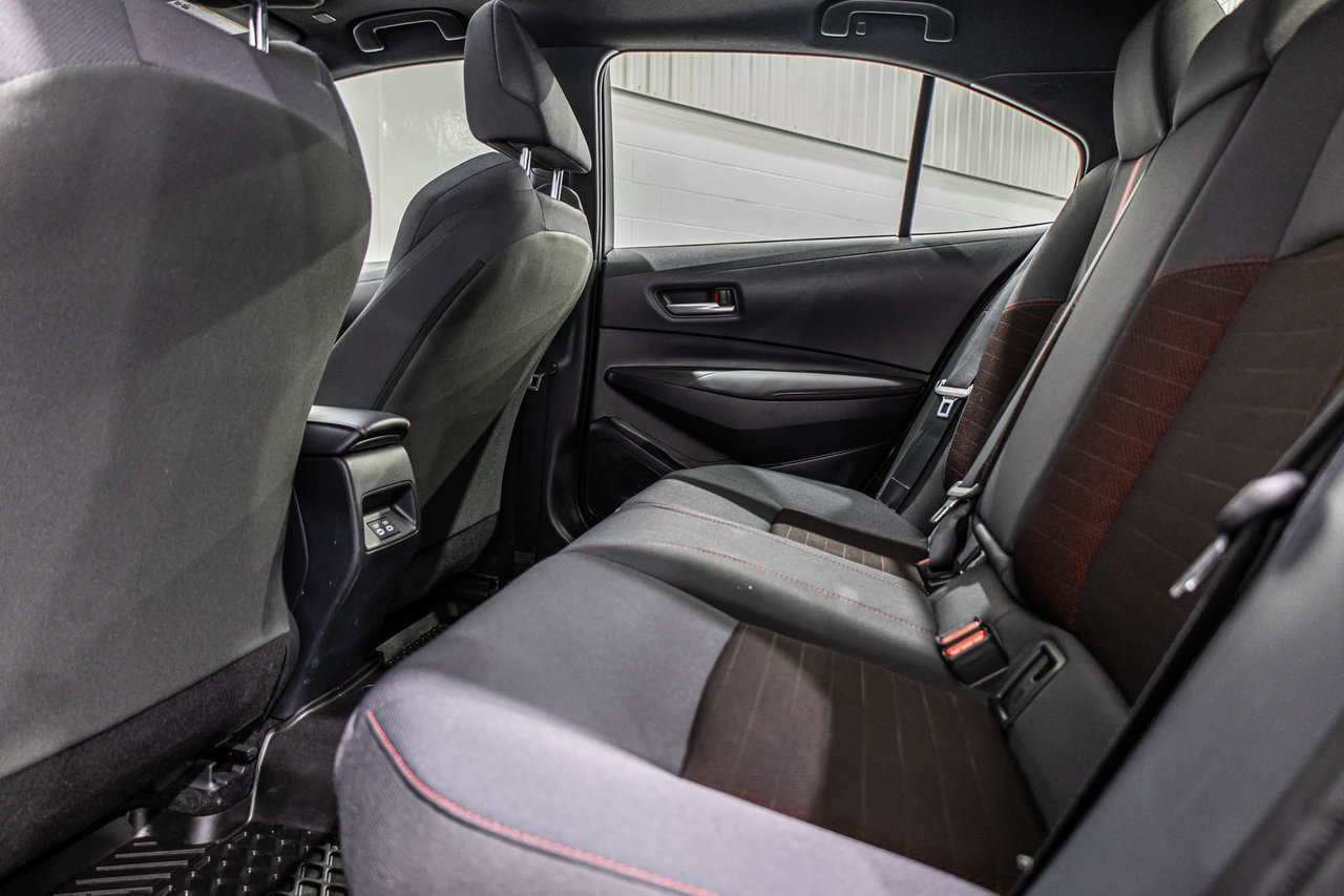 2025 Toyota Corolla Hybrid SE / AWD / HYBRIDE / APPLE CARPLAY / TOIT OUVRANT-30