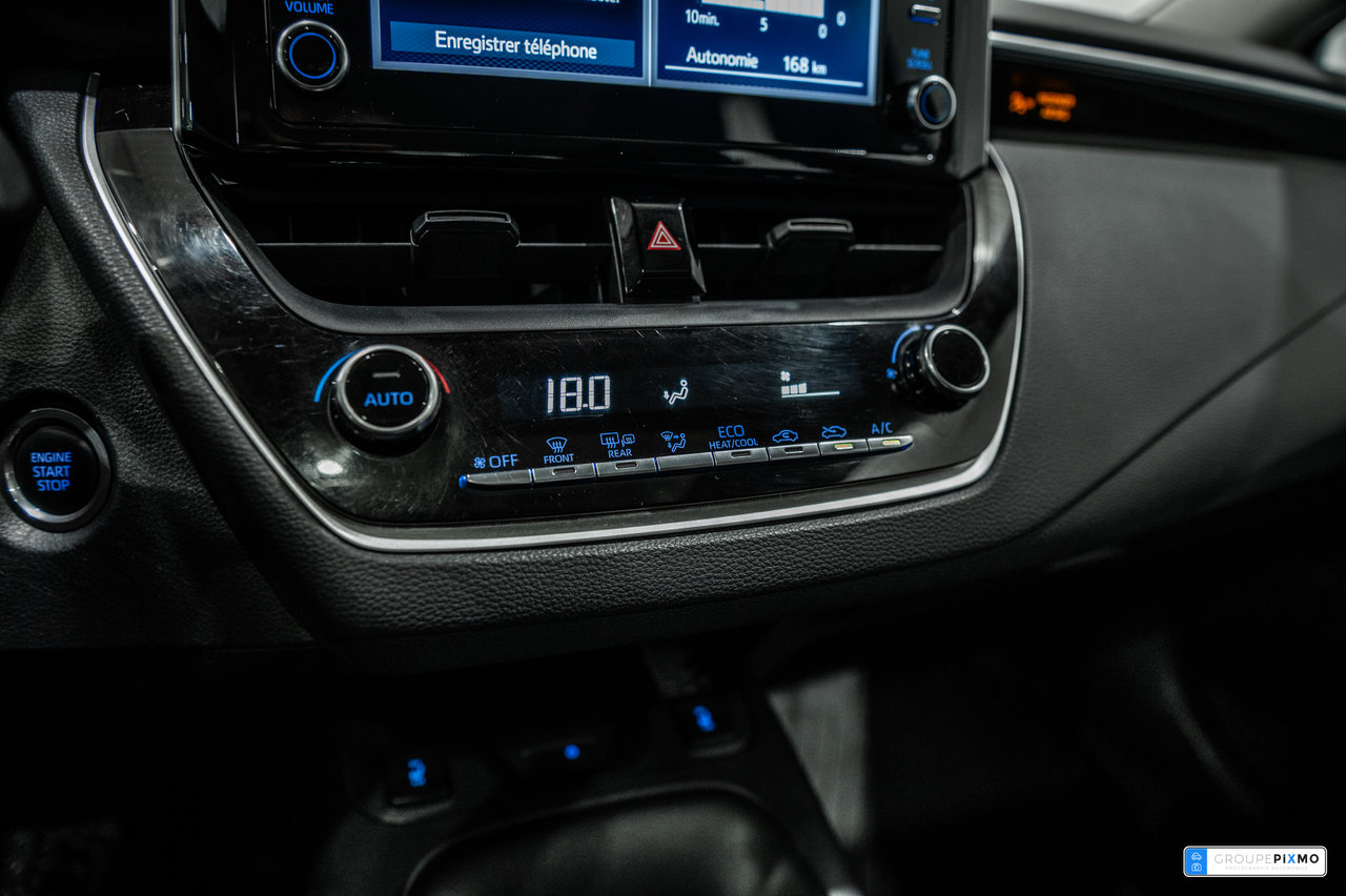 Toyota Corolla LE / AMÉLOIRÉ / TOIT OUVRANT / APPLE CARPLAY++ 2020-21