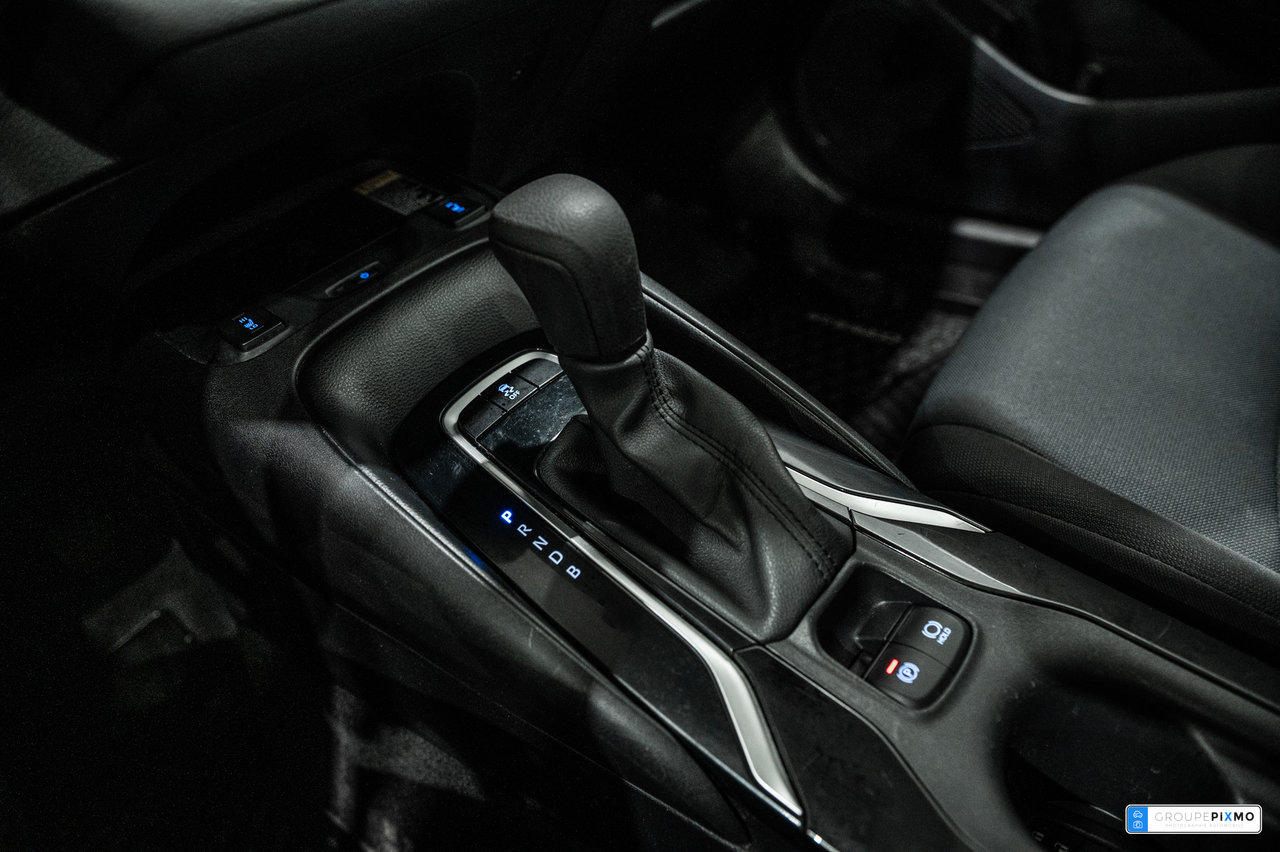 Toyota Corolla LE / AMÉLOIRÉ / TOIT OUVRANT / APPLE CARPLAY++ 2020-24