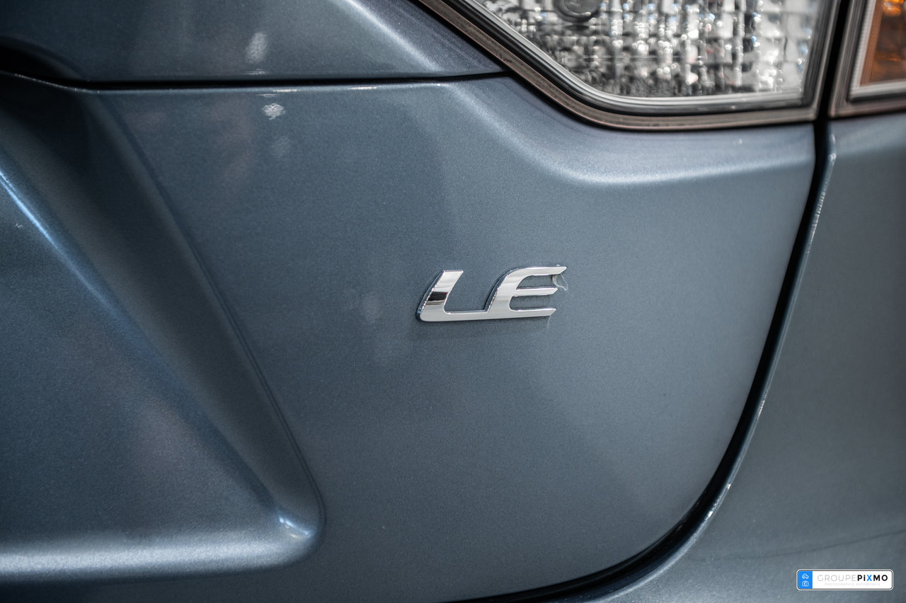 Toyota Corolla LE / AMÉLOIRÉ / TOIT OUVRANT / APPLE CARPLAY++ 2020-10