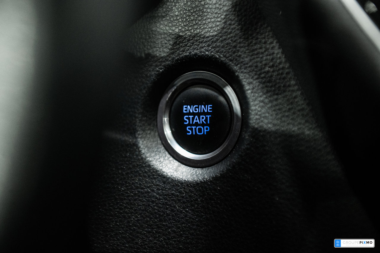 Toyota Corolla LE / AMÉLOIRÉ / TOIT OUVRANT / APPLE CARPLAY++ 2020-19