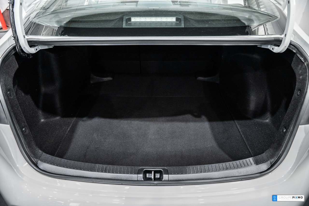 Toyota Corolla L / APPLE CARPLAY / CAMÉRA DE RECUL ++ 2021-10