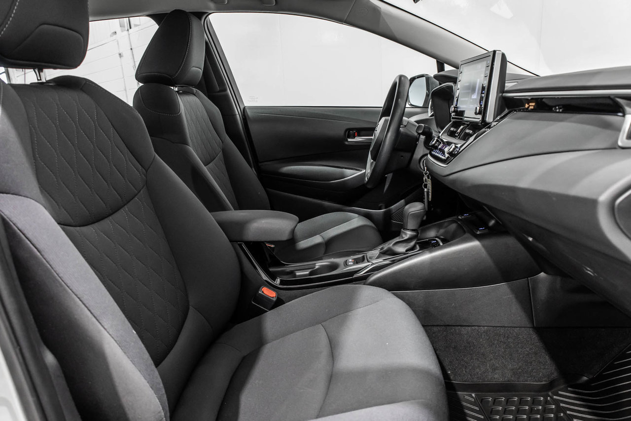 2021 Toyota Corolla LE / APPLE CARPLAY / SIÈGES CHAUFFANTS / CAMÉRA ++-29