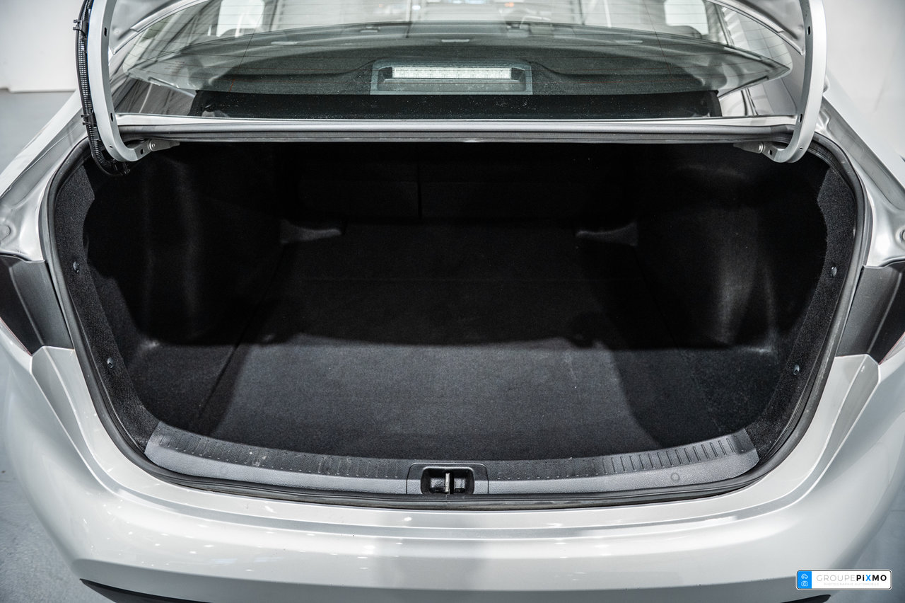 2022 Toyota Corolla LE / AMÉLOIRÉ / TOIT OUVRANT / APPLE CARPLAY++-11