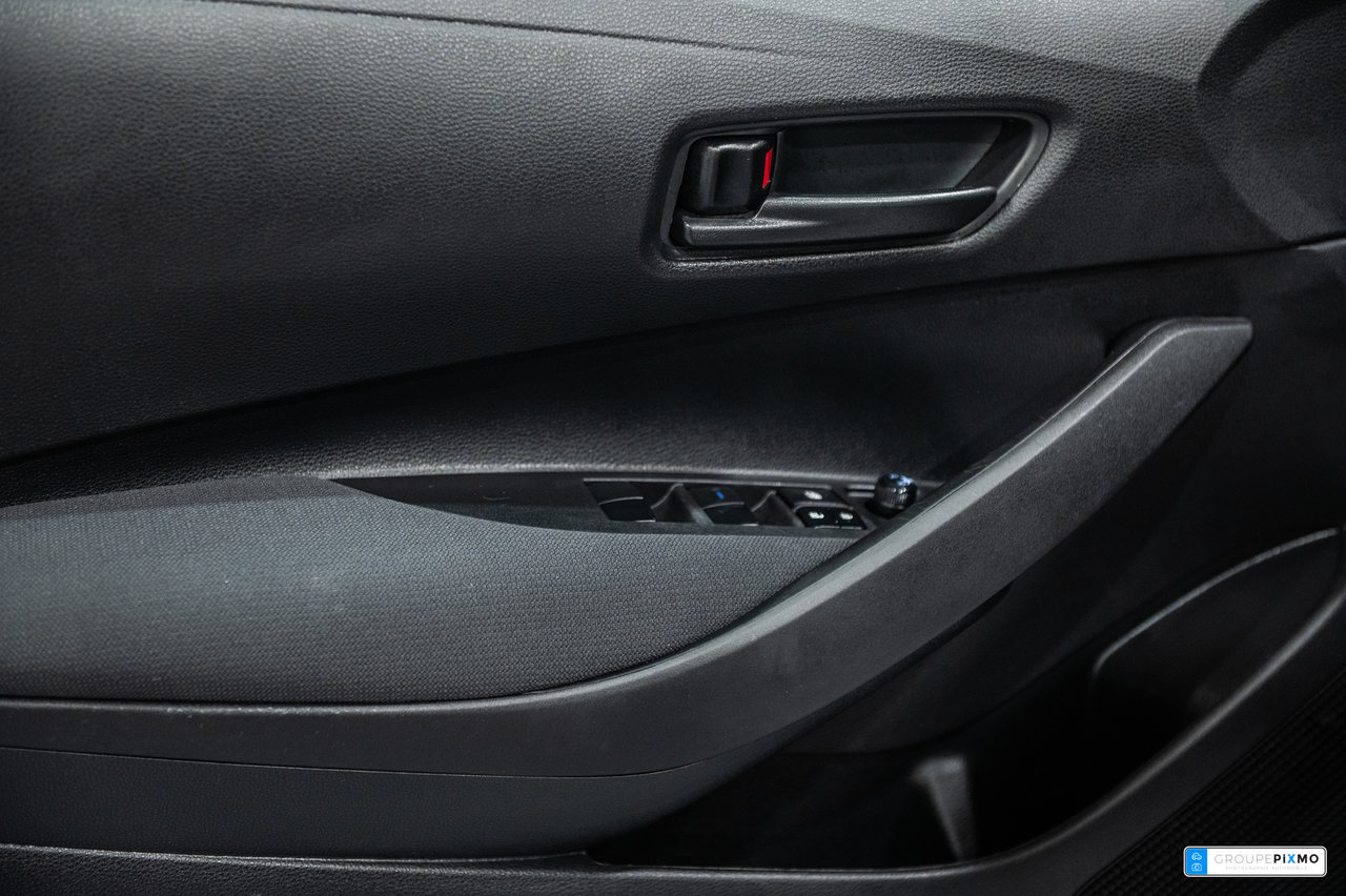 2022 Toyota Corolla LE / AMÉLOIRÉ / TOIT OUVRANT / APPLE CARPLAY++-12