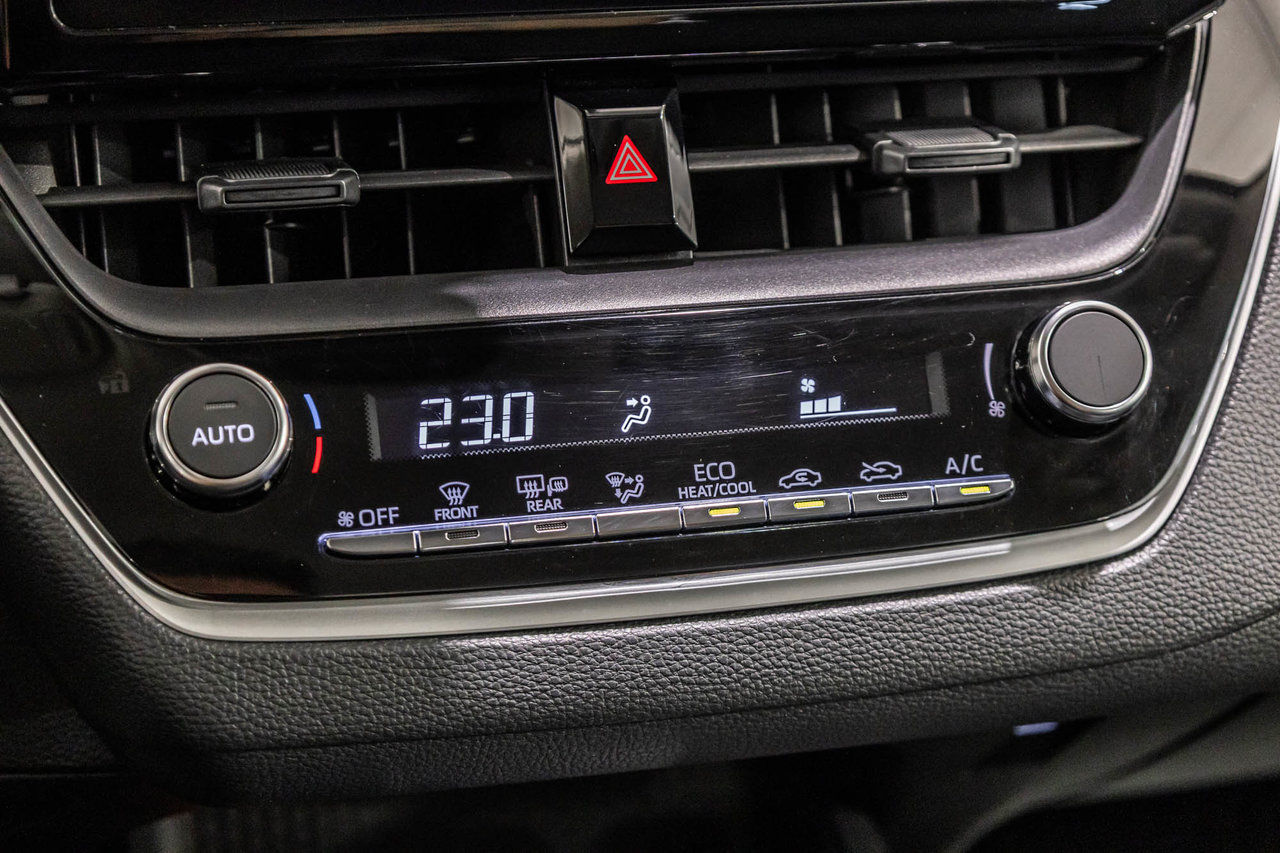 2023 Toyota Corolla LE / APPLE CARPLAY / SIÈGES CHAUFFANTS / CAMÉRA ++-20
