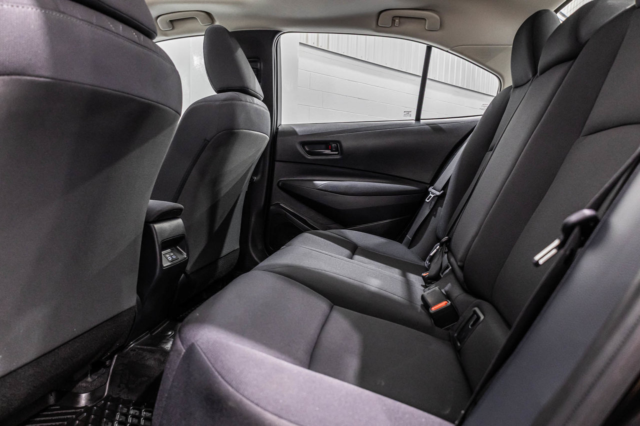 Toyota Corolla LE / AMÉLIORÉ / TOIT OUVRANT / APPLE CARPLAY +++ 2024-28