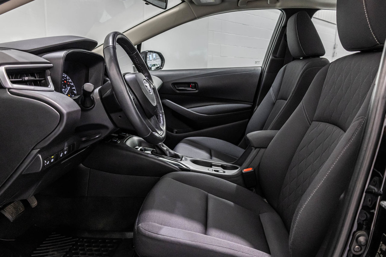 Toyota Corolla LE / AMÉLIORÉ / TOIT OUVRANT / APPLE CARPLAY +++ 2024-13