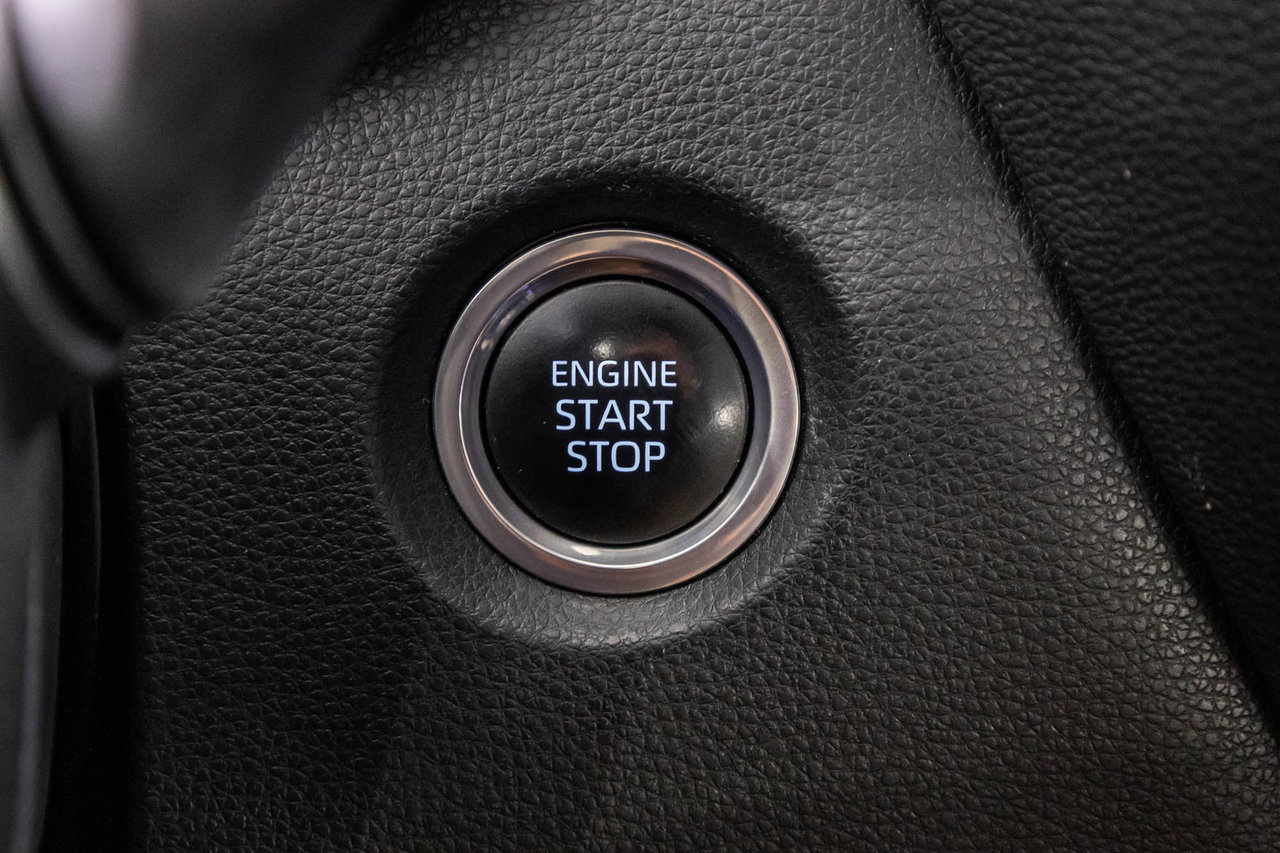 Toyota Corolla LE / AMÉLIORÉ / TOIT OUVRANT / APPLE CARPLAY +++ 2024-19