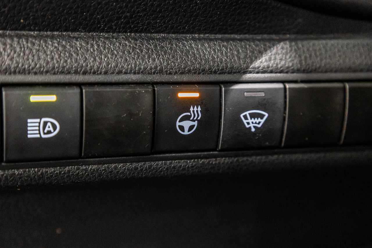 Toyota Corolla LE / AMÉLIORÉ / TOIT OUVRANT / APPLE CARPLAY +++ 2024-15