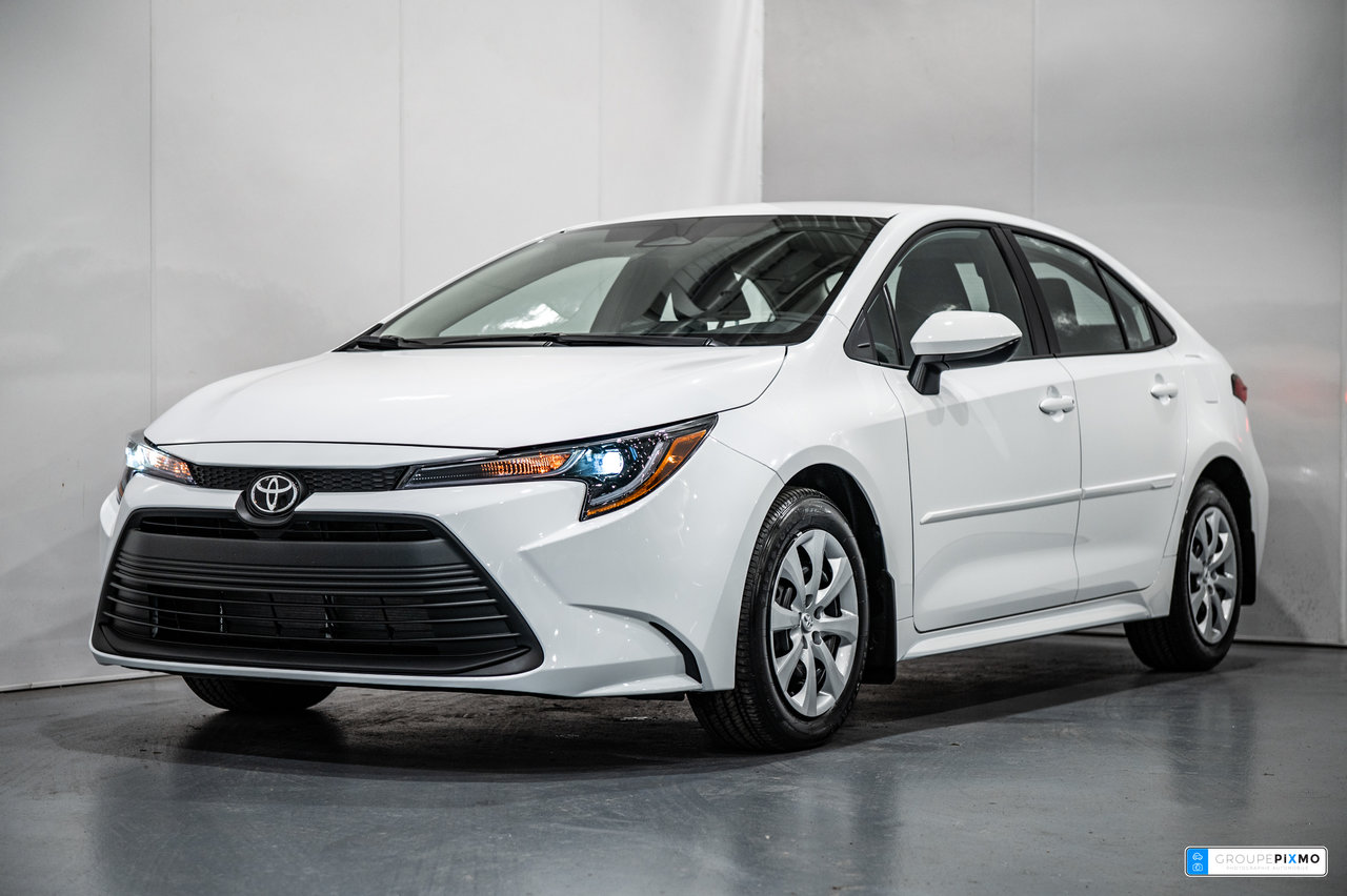 2026 Toyota Corolla LE FWD