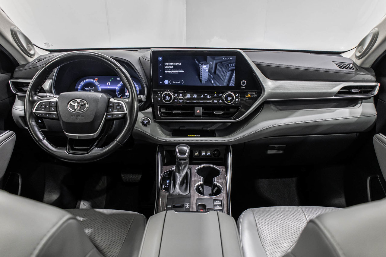 2023 Toyota Highlander Hybrid PLATINUM / HYBRIDE / AWD / TOIT PANO / CUIR / JBL-32