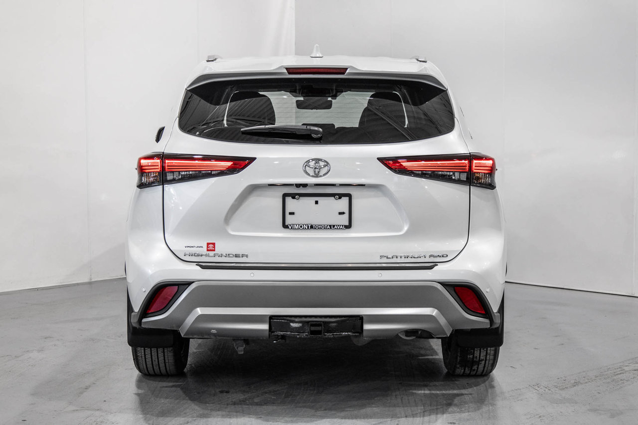 2022 Toyota Highlander PLATINUM / CUIR / TOIT PANO / MAGS+++-8