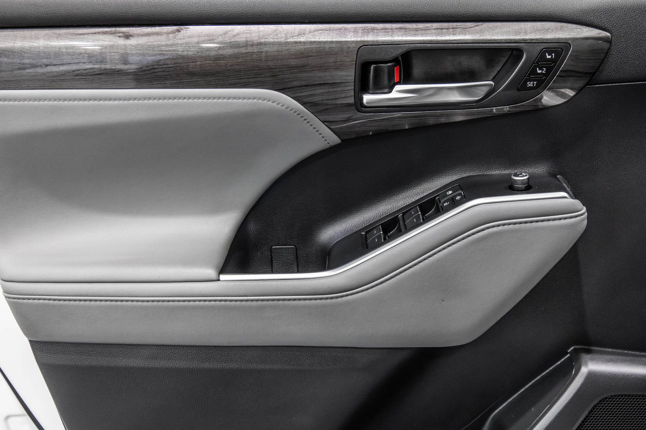 2022 Toyota Highlander PLATINUM / CUIR / TOIT PANO / MAGS+++-14