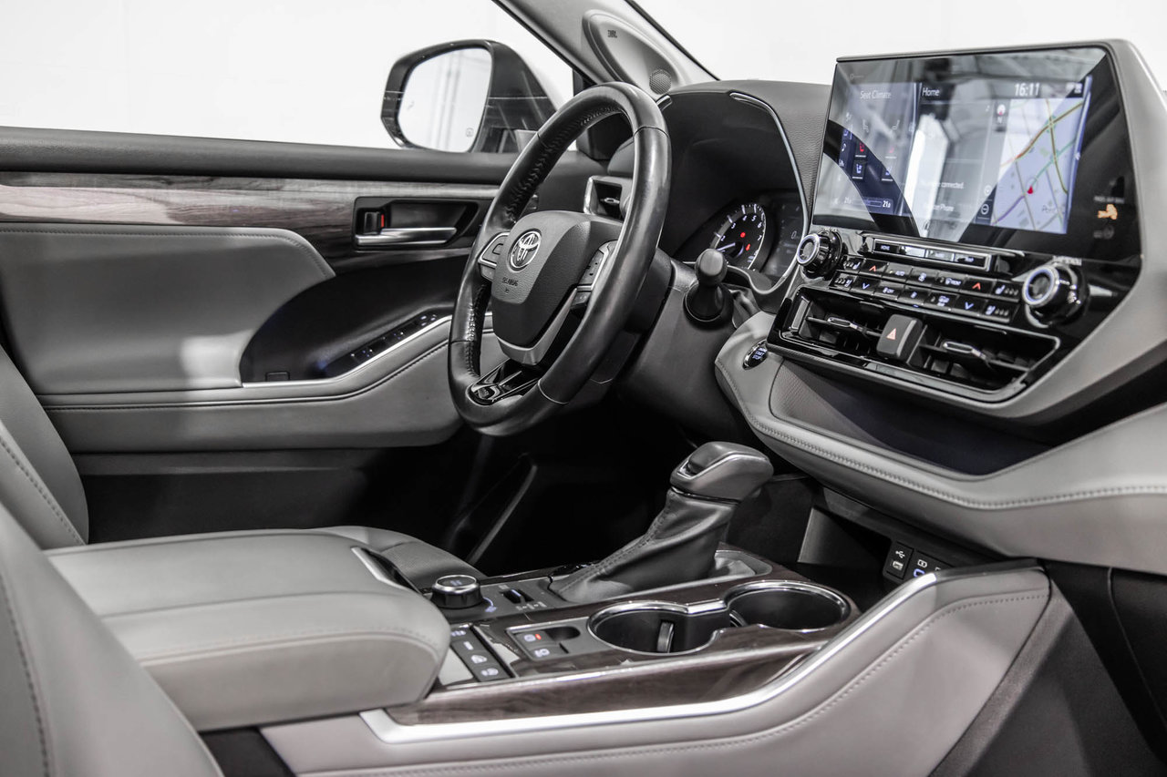 2022 Toyota Highlander PLATINUM / CUIR / TOIT PANO / MAGS+++-41