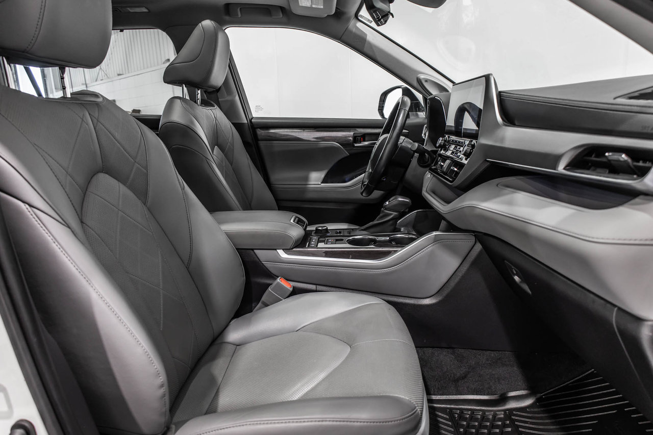 2022 Toyota Highlander PLATINUM / CUIR / TOIT PANO / MAGS+++-40