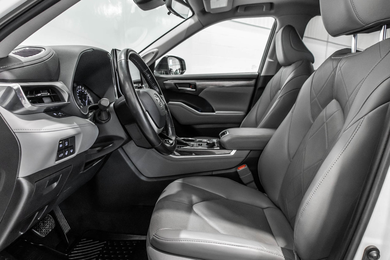 2022 Toyota Highlander PLATINUM / CUIR / TOIT PANO / MAGS+++-16