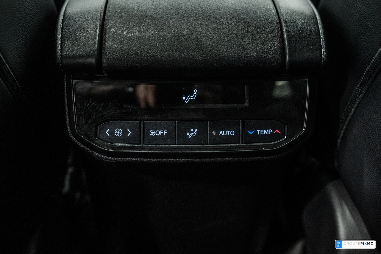 Toyota Highlander XLE / AWD / CUIR / APPLE CARPLAY / TOIT OUVRANT+++ 2024-32