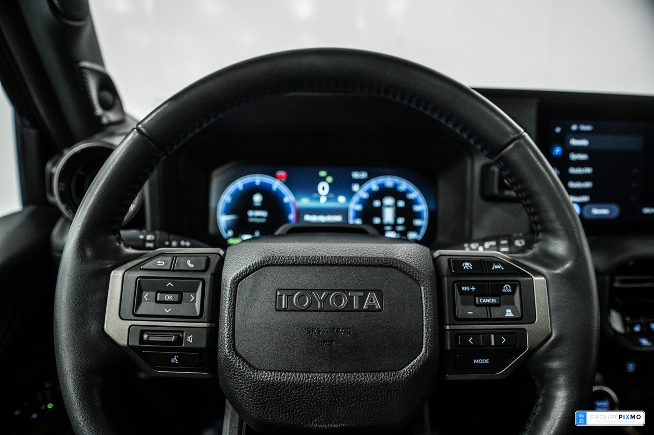 2025 Toyota Land Cruiser PREMIUM / CUIR / APPLE CARPLAY / TOIT OUVRANT +++-19