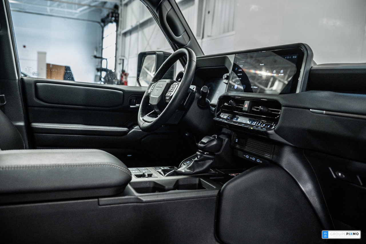 2025 Toyota Land Cruiser PREMIUM / CUIR / APPLE CARPLAY / TOIT OUVRANT +++-38