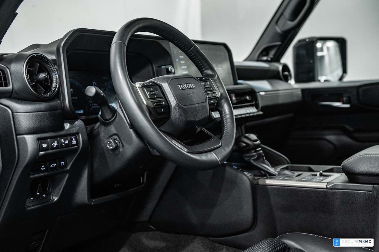 2025 Toyota Land Cruiser PREMIUM / CUIR / APPLE CARPLAY / TOIT OUVRANT +++-16