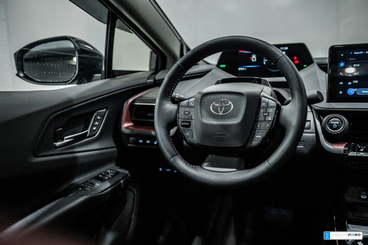 2025 Toyota Prius Plug-In Hybrid XSE / PLUG IN / PREMIUM / CUIR+++-34