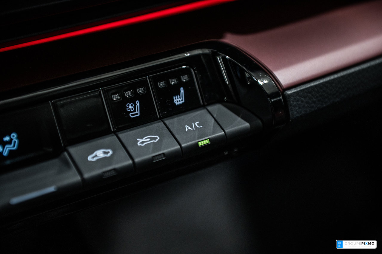 2025 Toyota Prius Plug-In Hybrid XSE / PLUG IN / PREMIUM / CUIR+++-27