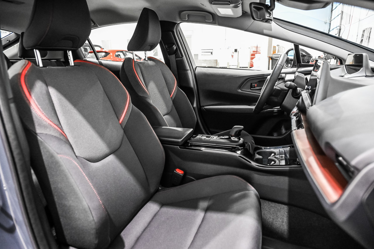 Toyota Prius Prime SE/PLUG-IN/APPLE CARPLAY/CAMERA DE RECUL++ 2024-23