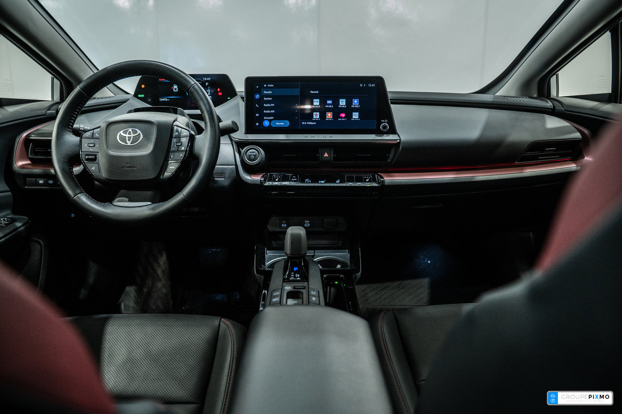 2024 Toyota Prius Prime XSE / BRANCHABLE / APPLE CARPLAY / CAMÉRA DE RECUL-30