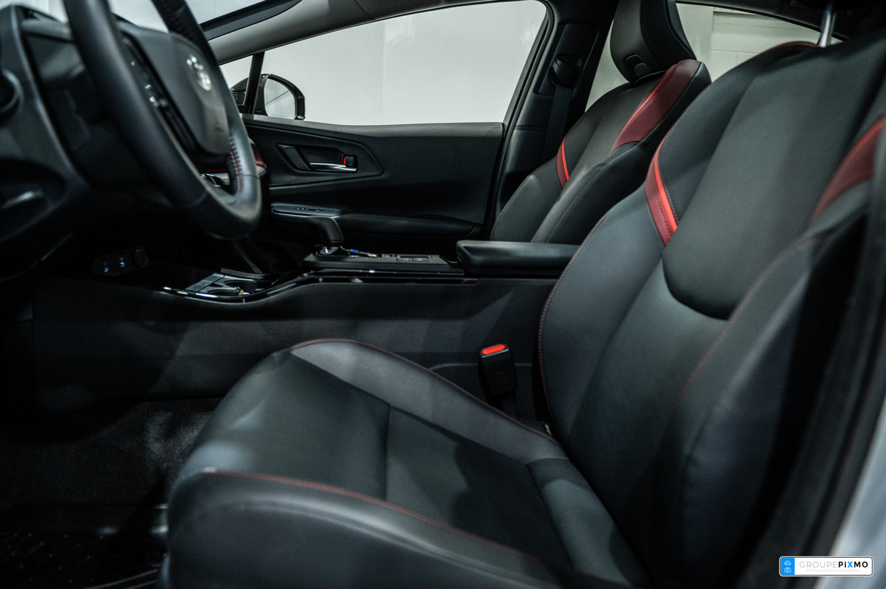 2024 Toyota Prius Prime XSE / BRANCHABLE / APPLE CARPLAY / CAMÉRA DE RECUL-13